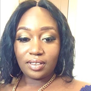 Meet your Posher, Stacy